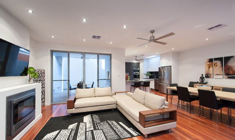 Bettio Building Contractors - Gold Coast Builders 1