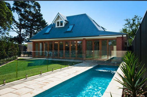 Luxury Built - Gold Coast Builders 0