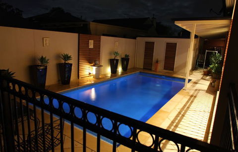 Olde Worlde Homes - Gold Coast Builders 0