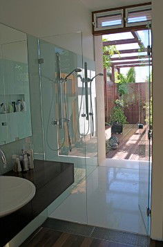 Suburban Space - Gold Coast Builders 0