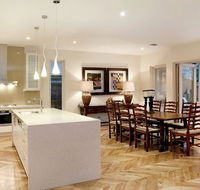 Qinross Pty Ltd - Gold Coast Builders