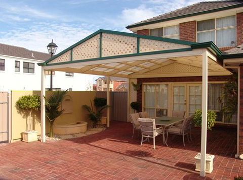 Homestyle Living Outdoors - Gold Coast Builders 0
