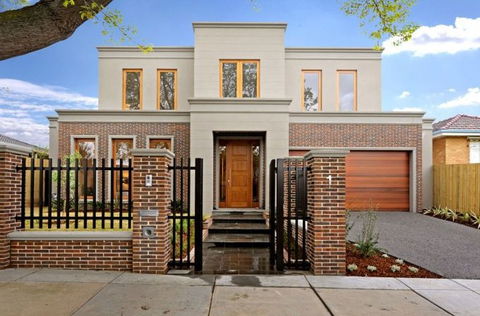 Stockwood Building Group - Gold Coast Builders 0