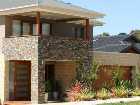 Rbh Building Group Pty Ltd - Gold Coast Builders 0