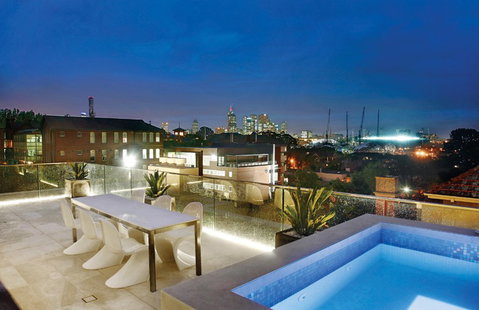 Davies Henderson Pty Ltd - Gold Coast Builders 1